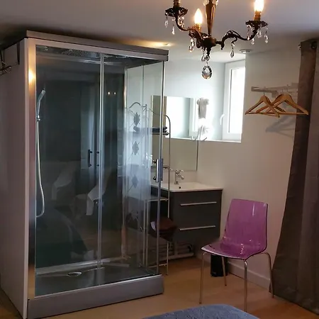 Frühstückspension Les Chambres De Kimi Laprugne